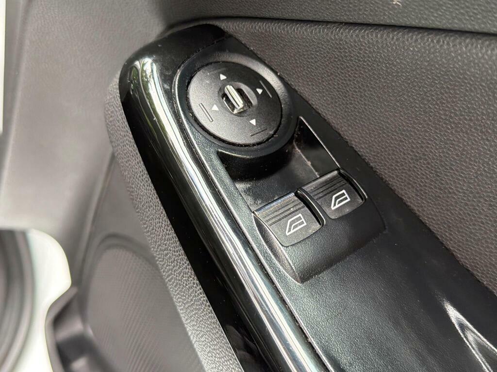 Ford Fiesta Hatchback Black #17