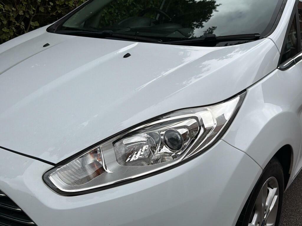 Ford Fiesta Hatchback Black #18