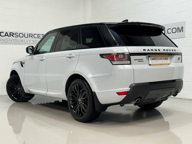 Land Rover Range Rover Sport 2017 3.0 Sd V6 Hse Dynamic Suv 4Wd BG67XZN White #3