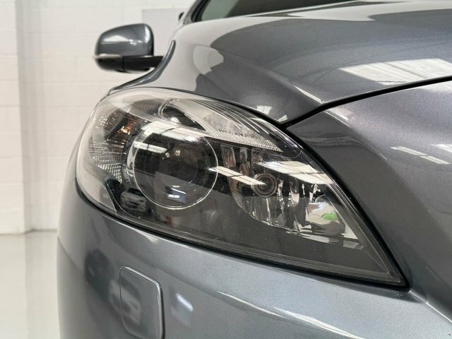 Volvo V40 1.6 D2 Lux Hatchback White #10