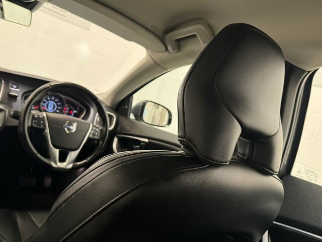 Volvo V40 1.6 D2 Lux Hatchback White #49