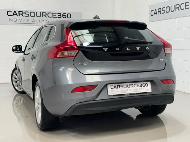 Volvo V40 1.6 D2 Lux Hatchback White #31