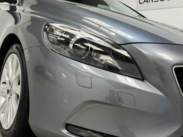 Volvo V40 1.6 D2 Lux Hatchback White #9