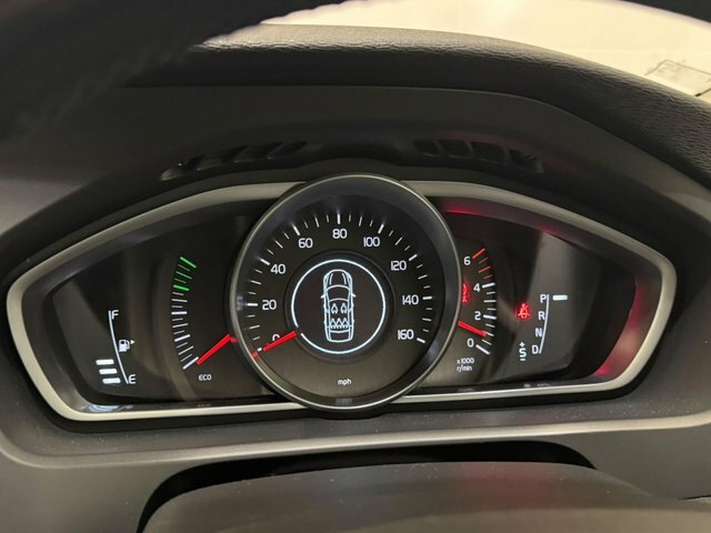 Volvo V40 1.6 D2 Lux Hatchback White #57