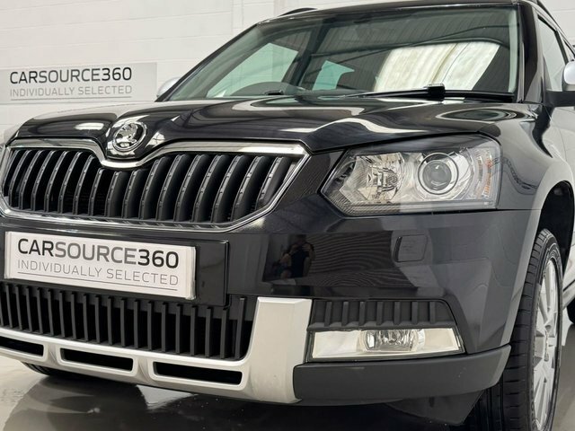 Skoda Yeti Suv White #14