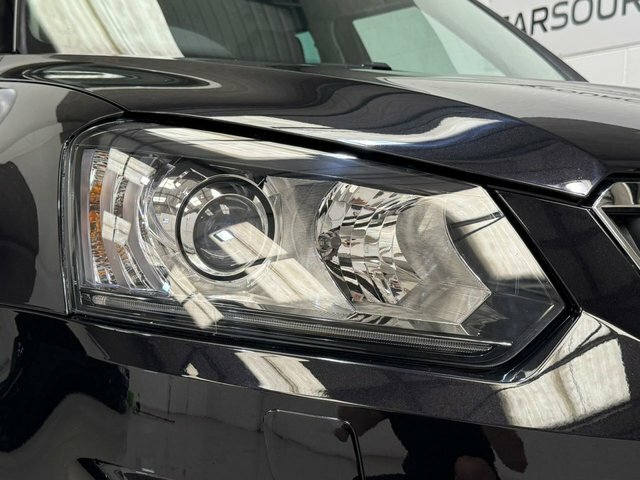 Skoda Yeti Suv White #8
