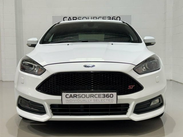 Ford Focus 2016 2.0 Tdci St-3 Hatchback Eur White #4