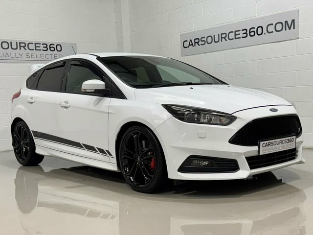 Ford Focus 2016 2.0 Tdci St-3 Hatchback Eur White #2