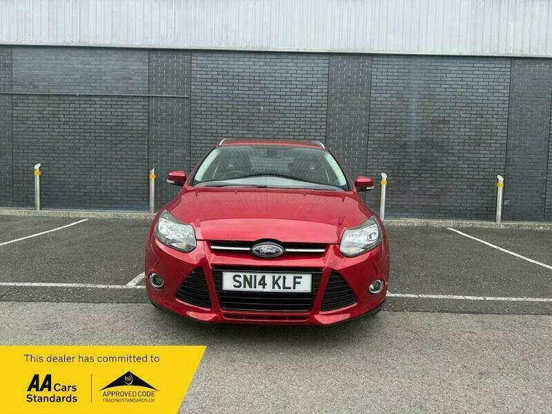 Ford Focus 1.6 Tdci Titanium Navigator SN14KLF Red #3