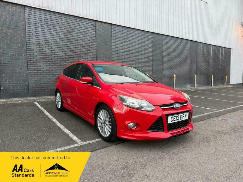 Ford Focus 1.6T Ecoboost Zetec S Red