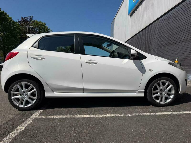 Mazda 2 Hatchback Tamura 2012 Red #11