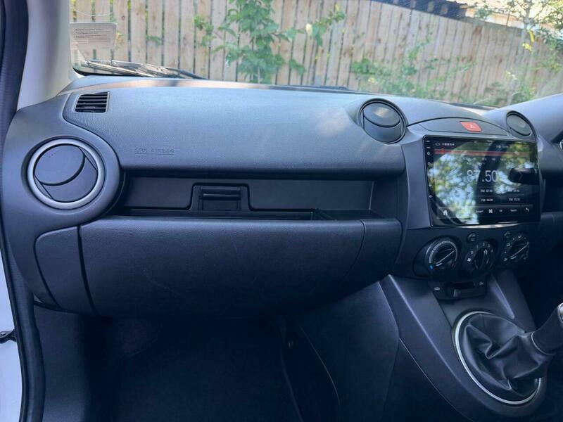 Mazda 2 Hatchback Tamura 2012 Red #23