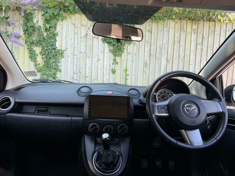 Mazda 2 Hatchback Tamura 2012 Red #20