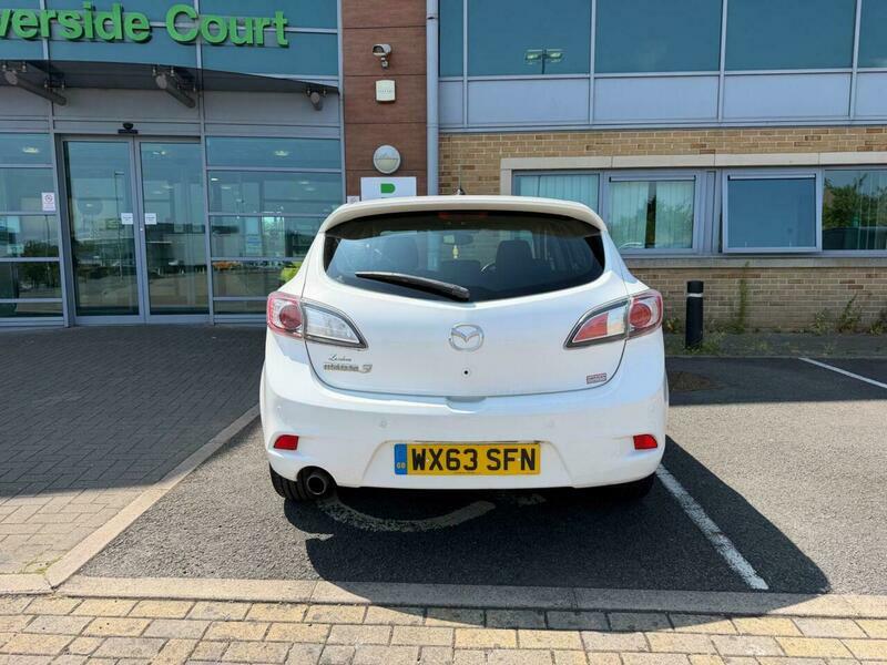 Mazda 3 1.6 Venture Euro 5 White #4