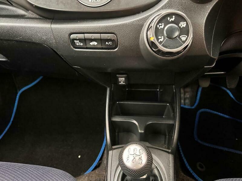 Honda Jazz Es Blue #35