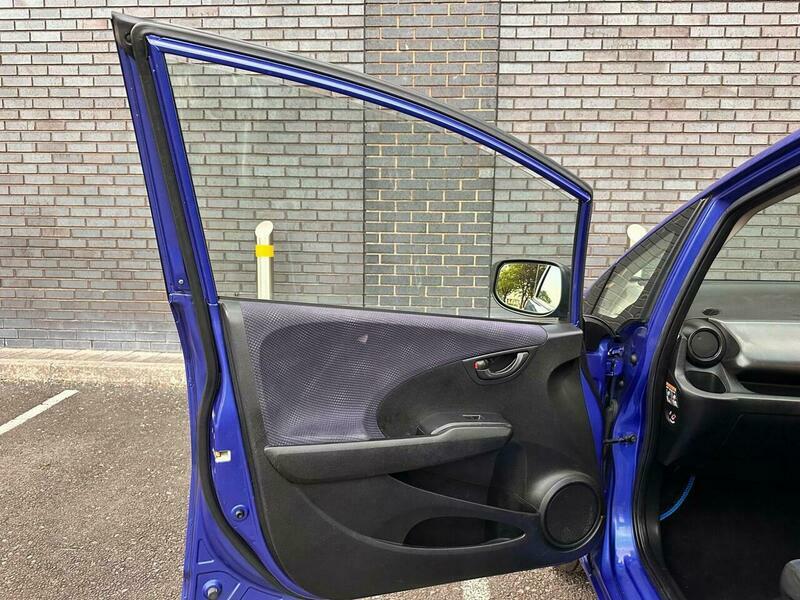 Honda Jazz Es Blue #24