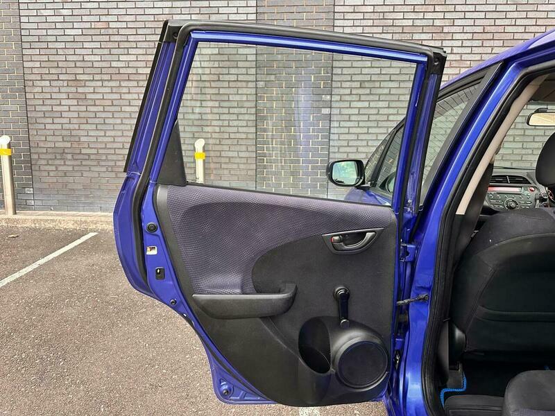 Honda Jazz Es Blue #26
