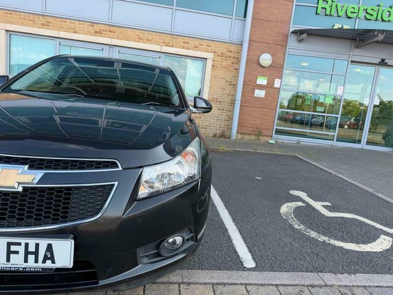 Chevrolet Cruze 1.6 Lt Euro Black #4