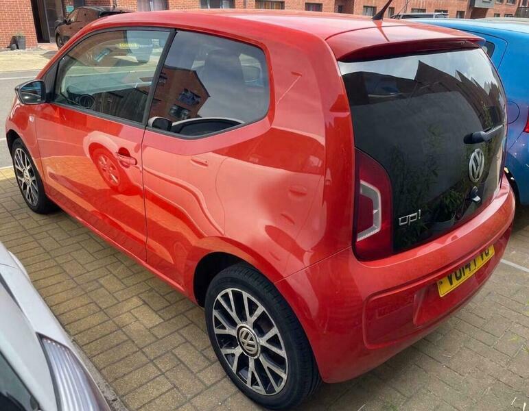 Volkswagen Up 1.0 Groove Up Euro Orange #2
