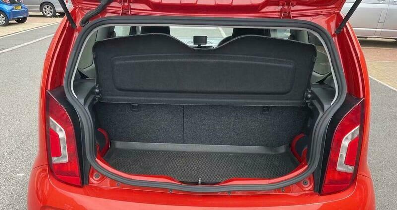 Volkswagen Up 1.0 Groove Up Euro Orange #4