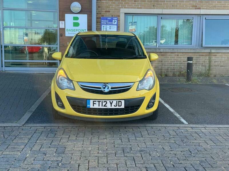 Vauxhall Corsa 1.4 16V Sxi Yellow