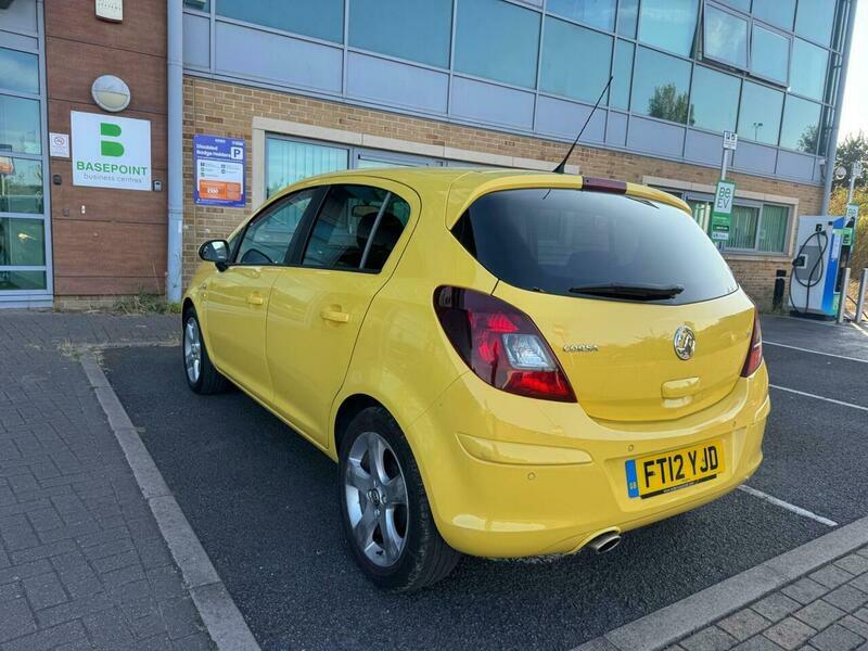 Vauxhall Corsa 1.4 16V Sxi Yellow #3
