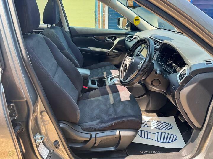 Nissan X-Trail 1.6 Dci 4X4 Tekna 5-Door Station Wagon Silver #11