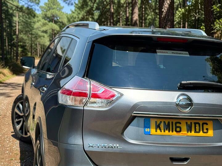 Nissan X-Trail 1.6 Dci 4X4 Tekna 5-Door Station Wagon Silver #48