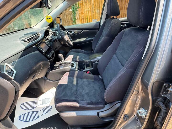 Nissan X-Trail 1.6 Dci 4X4 Tekna 5-Door Station Wagon Silver #42