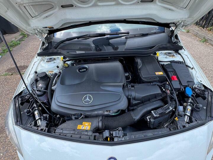 Mercedes-Benz A Class Hatchback White #34