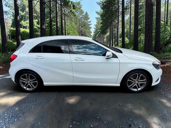 Mercedes-Benz A Class A180 1.5 Cdi Se #12