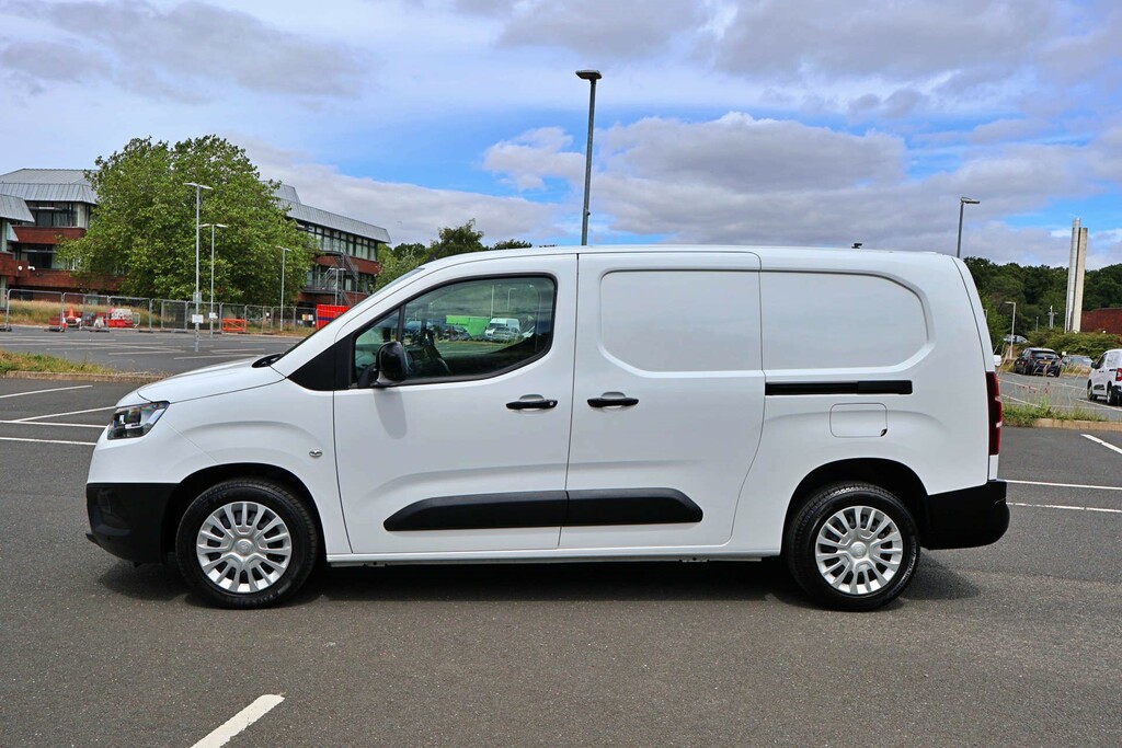 Toyota Proace City City Icon Lwb Twin Slider Warranty YP23XFD White #5