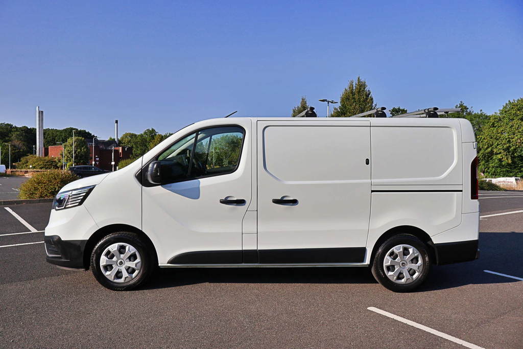 Renault Trafic Sl28 Business Blue Dci Air Con MW23YLR White #4