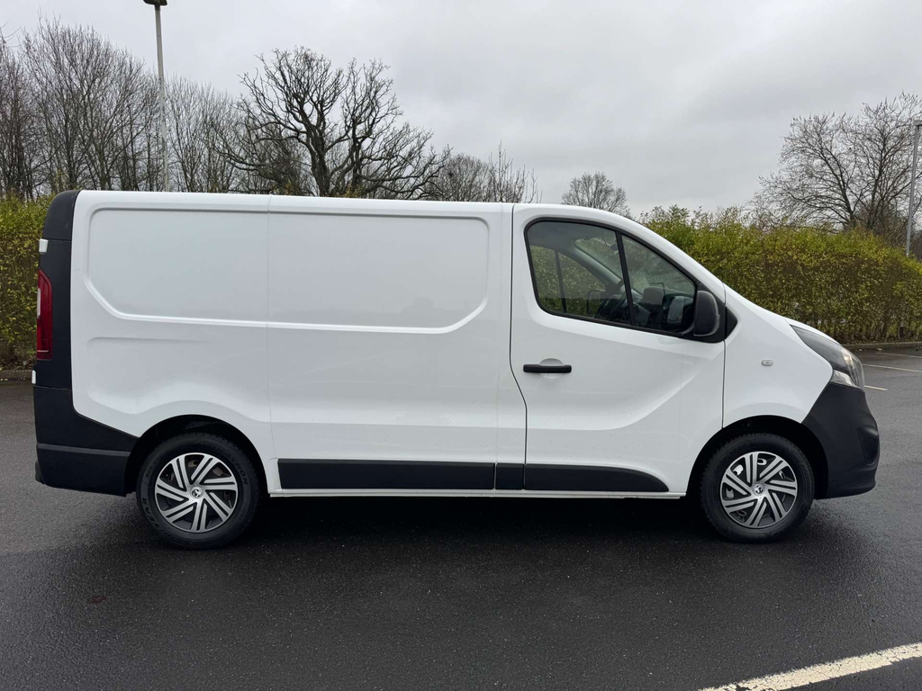 Vauxhall Vivaro 2700 Cdti Ss Swb Aircon Nav DS68LTT White #4