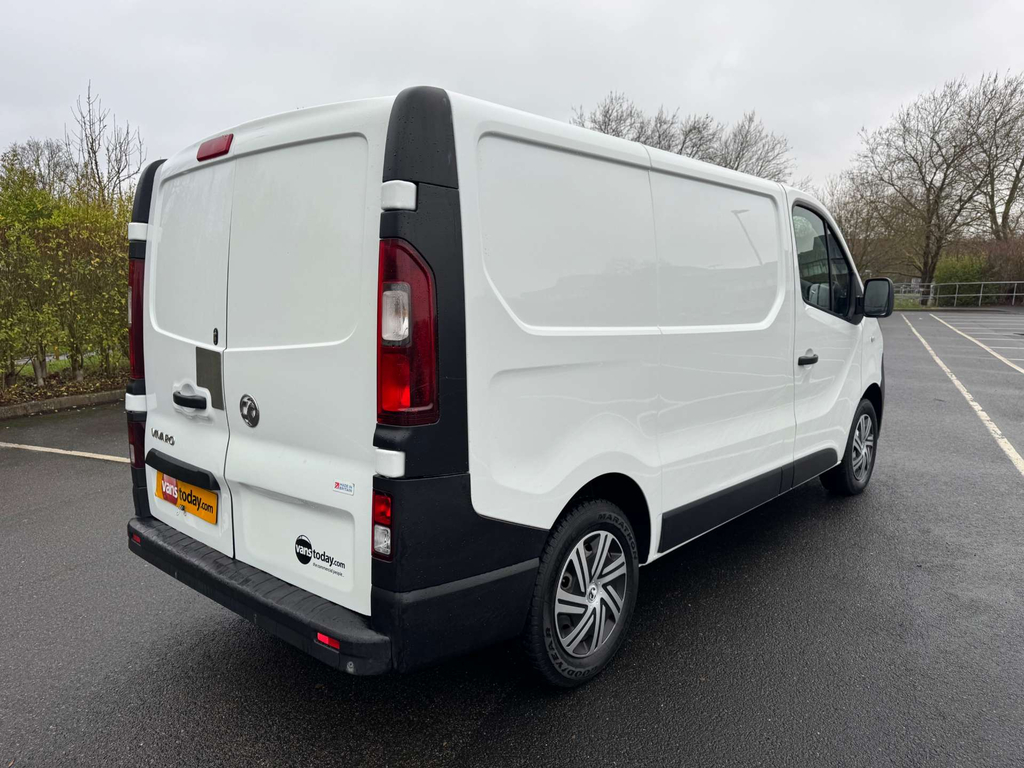 Vauxhall Vivaro 2700 Cdti Ss Swb Aircon Nav DS68LTT White #6
