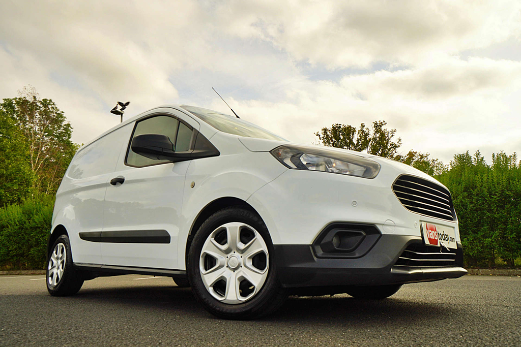 Ford Transit Courier Trend Tdci Air Con No Vat White #2