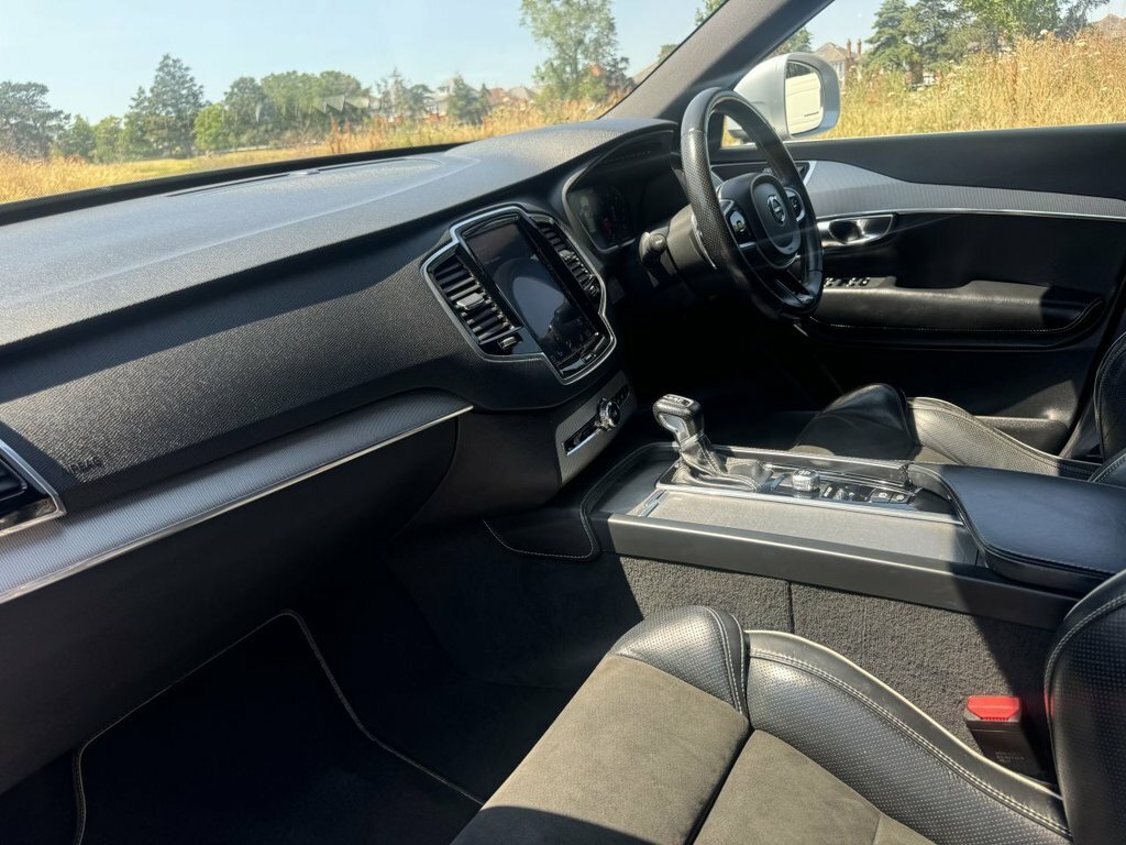 Volvo XC90 D5 Pp Awd Momentum Family Pack Park Pilot Grey #20