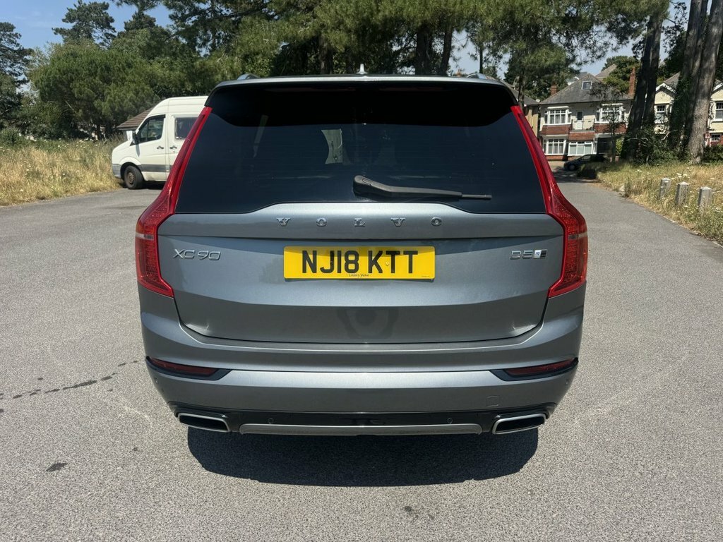 Volvo XC90 D5 Pp Awd Momentum Family Pack Park Pilot Grey #24