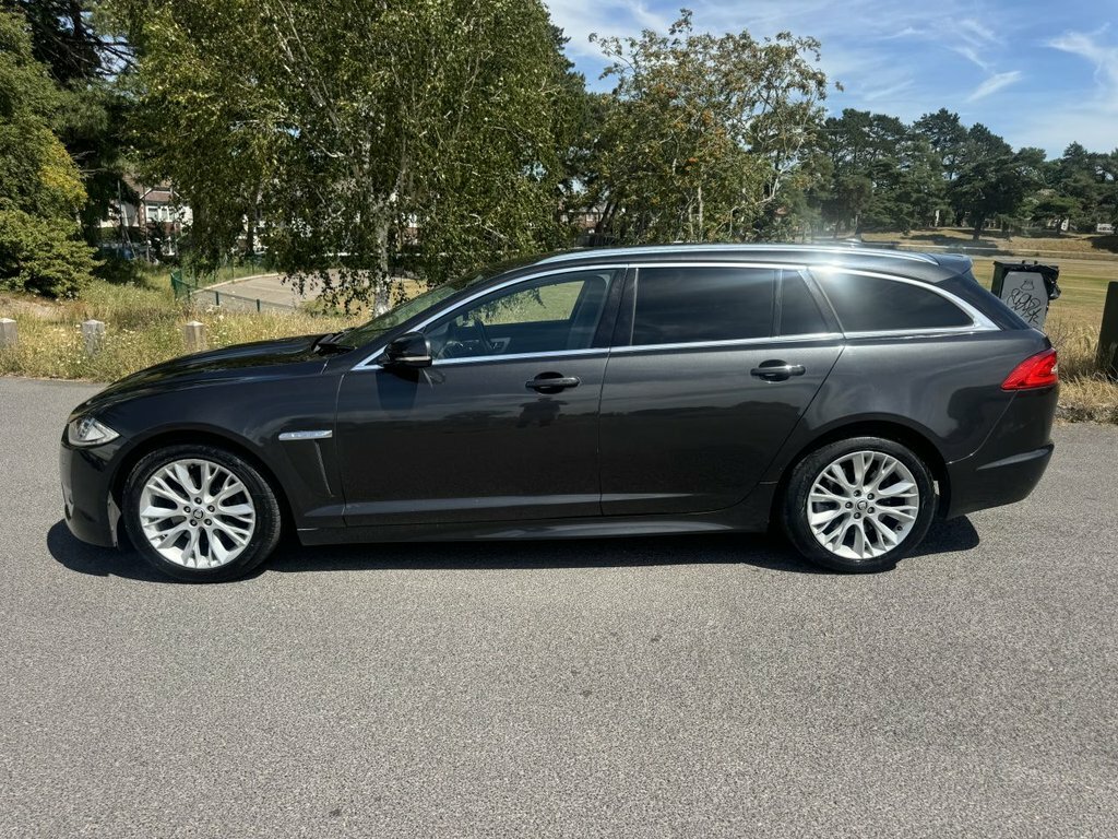Jaguar XF 2.2D Luxury Saloon Euro 5 S S 1 Blue #14