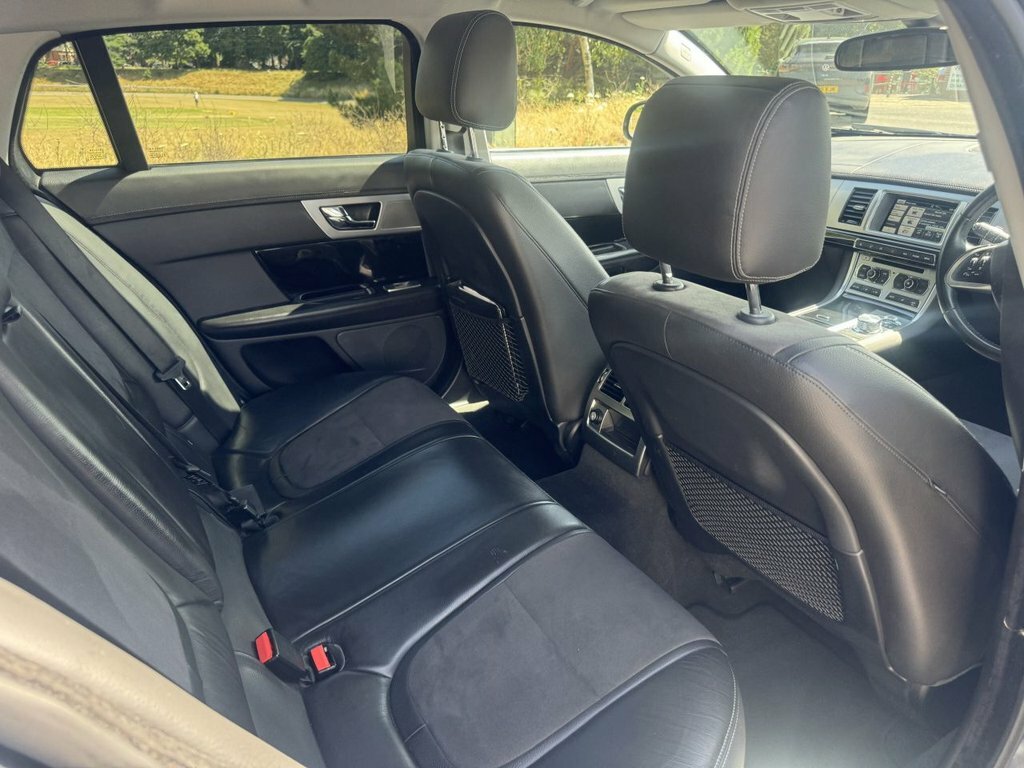 Jaguar XF 2.2D Luxury Saloon Euro 5 S S 1 Blue #12