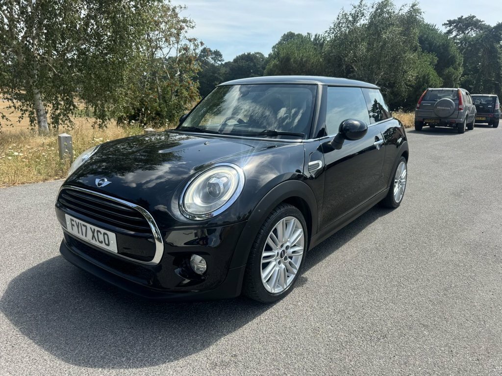 Mini Hatch 1.5L Cooper Black #2