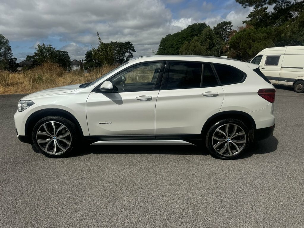 BMW X1 2L Xline White #6