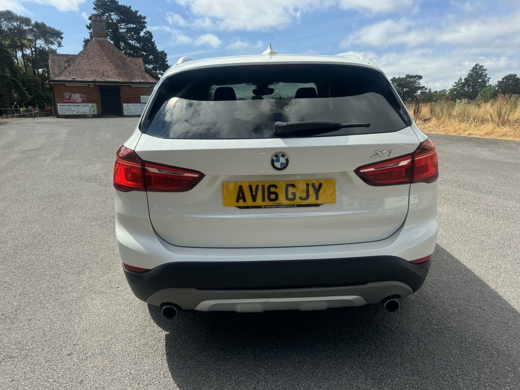 BMW X1 2L Xline White #5