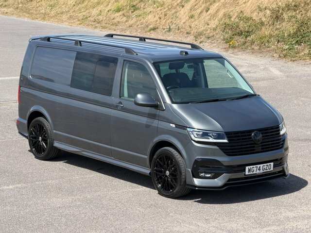 Volkswagen Transporter 2.0 Tdi T32 Highline Kombi Dsg Fwd Lwb High Roof E Black