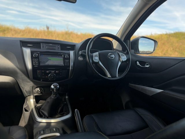 Nissan Navara 2.3 Dci Tekna Double Cab Pickup 4Wd Euro 6 Brown #14