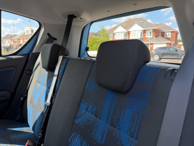Vauxhall Agila Mpv Red #25