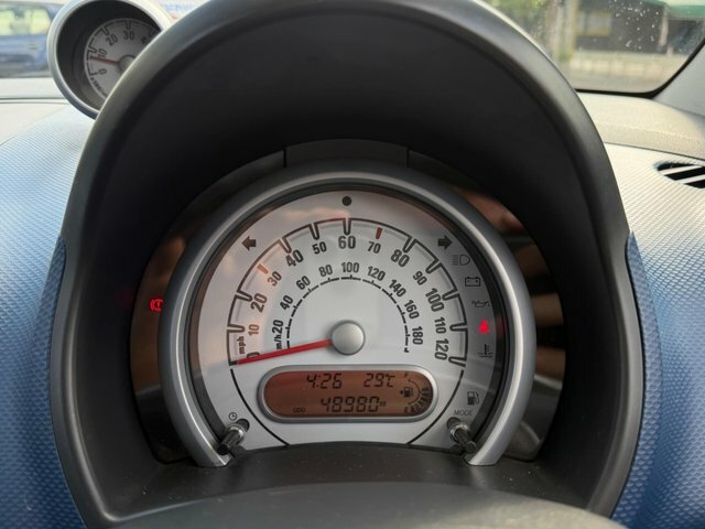 Vauxhall Agila Mpv Red #28