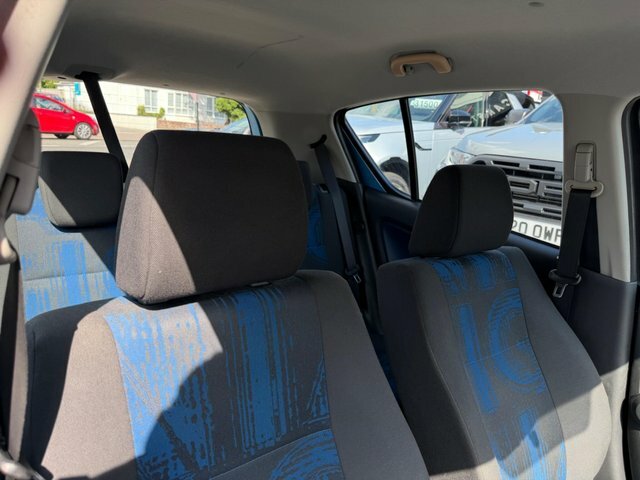 Vauxhall Agila Mpv Red #15