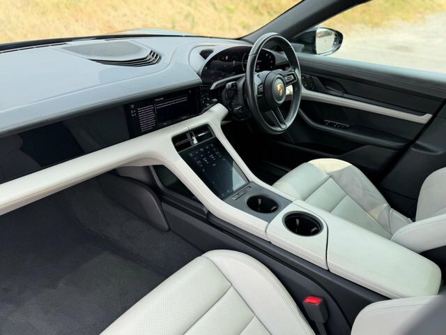 Porsche Taycan Performance Plus 93.4Kwh Gts Grey #9