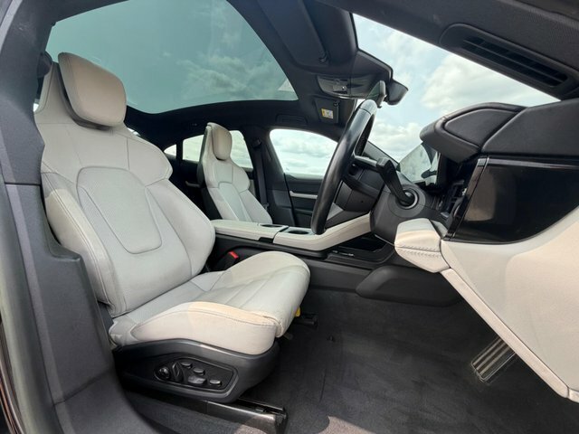 Porsche Taycan Performance Plus 93.4Kwh Gts Grey #51